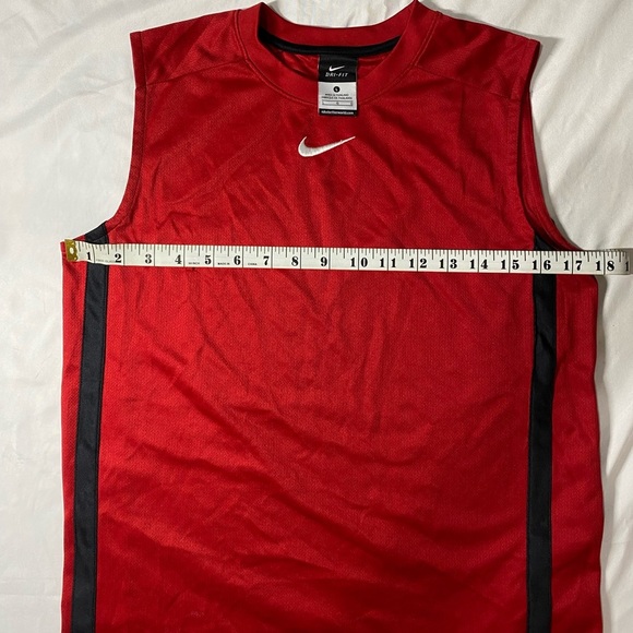 Nike Tank Top - Picture 4 of 6